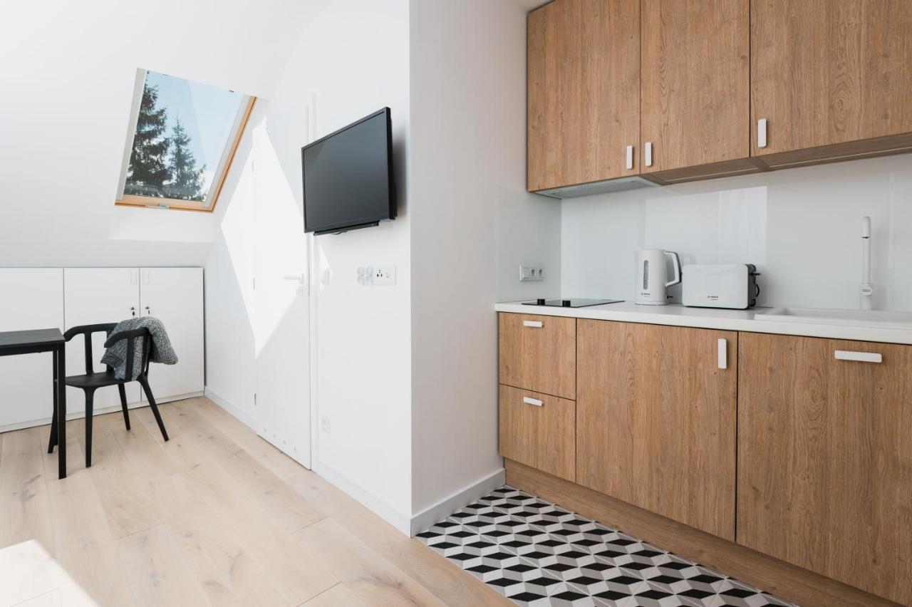Chillax Apartments Zator Bagian luar foto