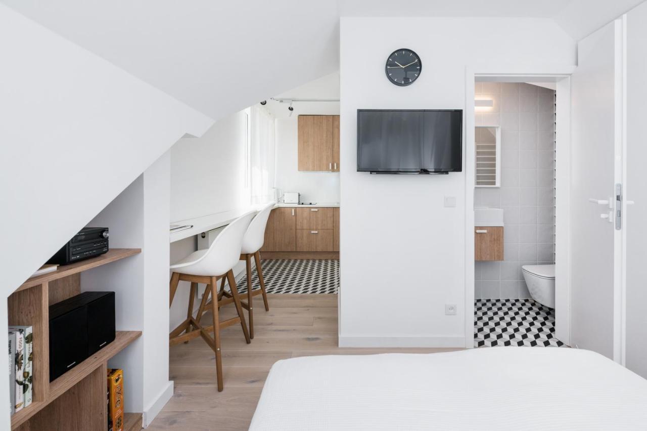 Chillax Apartments Zator Bagian luar foto