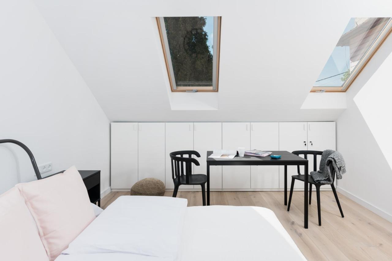 Chillax Apartments Zator Bagian luar foto
